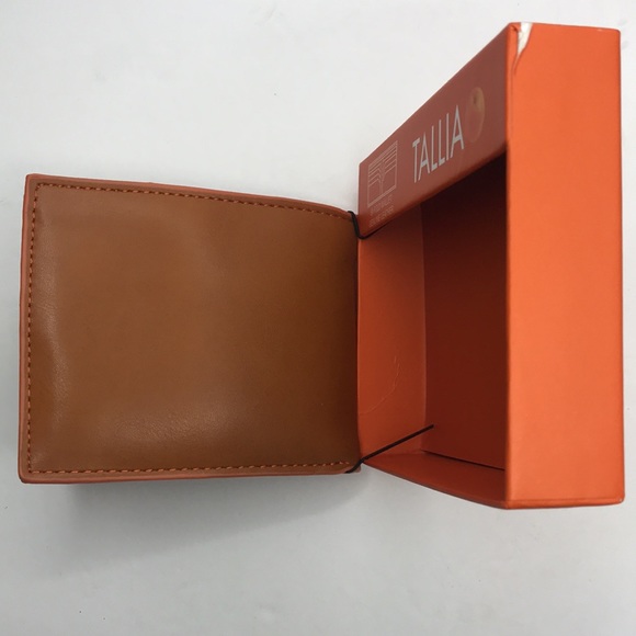 BOCONI Tan TALLIA Solid Bifold Leather Credit Card ID Wallet NEW IN BOX - Picture 7 of 10